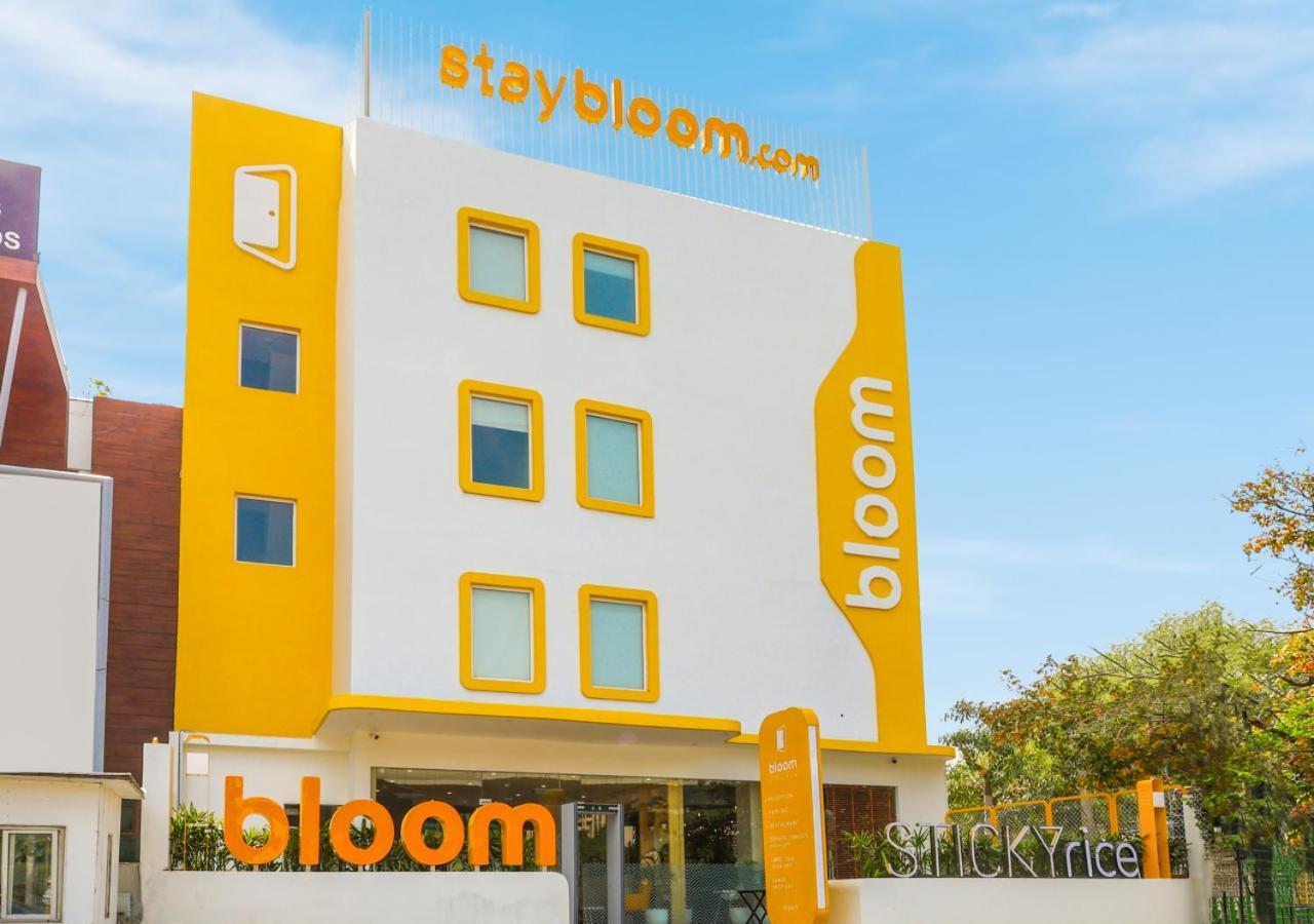 Bloom Hotel - Golf Course Road, Sector 43 グルガウン エクステリア 写真